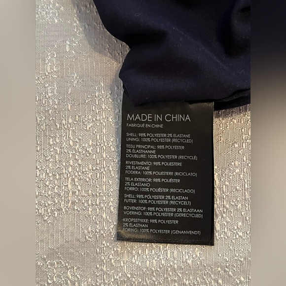 Club Monaco Long Sleeve Belted Pocket Dress - Picture 5 of 5